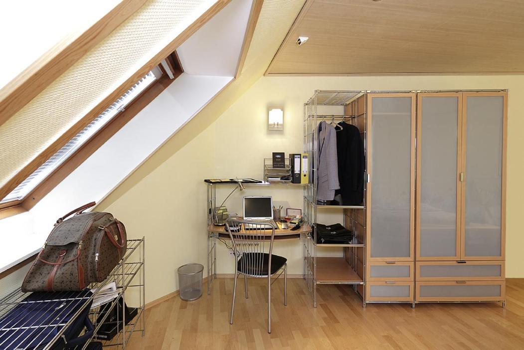 Management - Business Suiten Dortmund Room photo